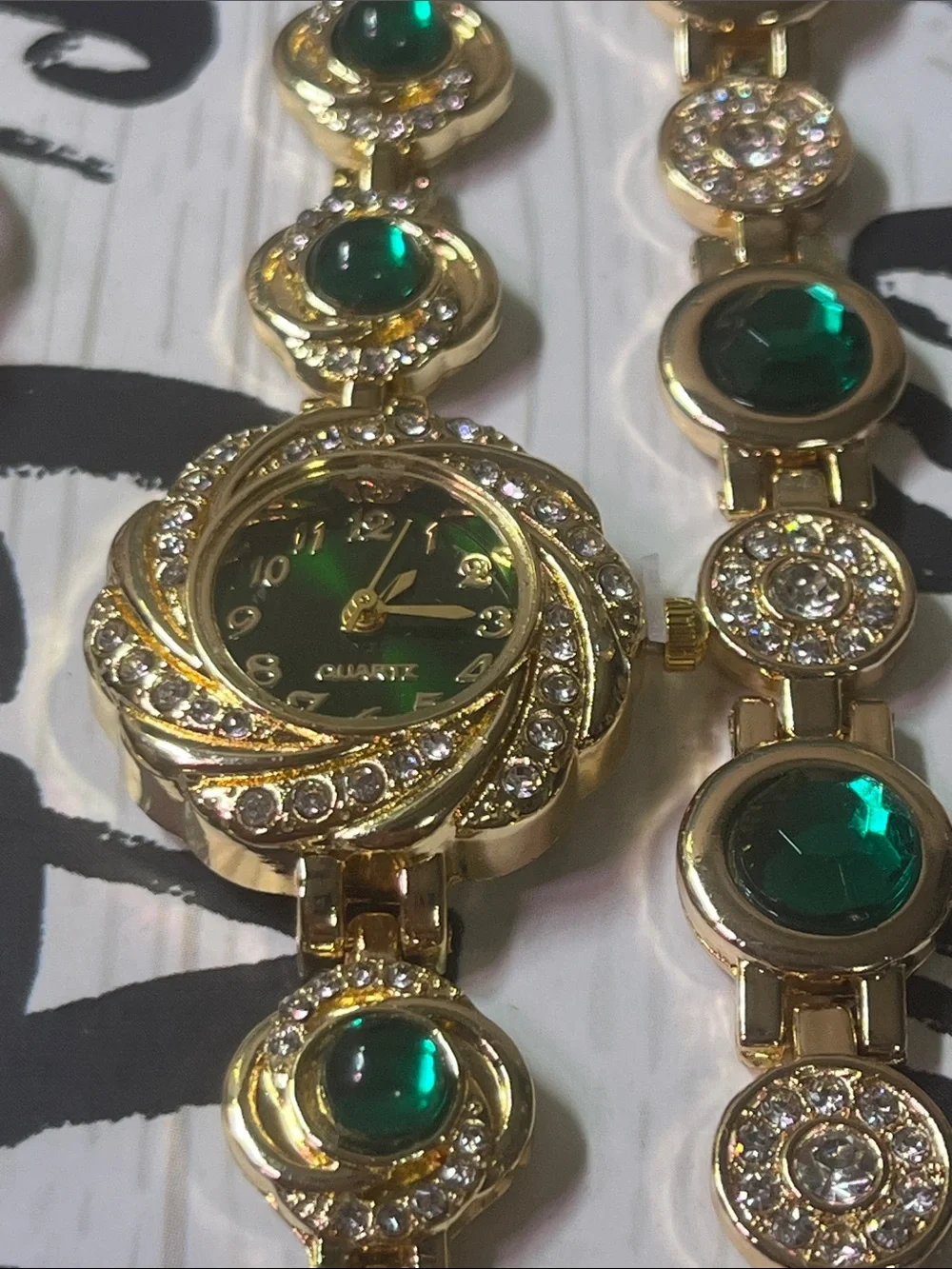 N/A fashion gold